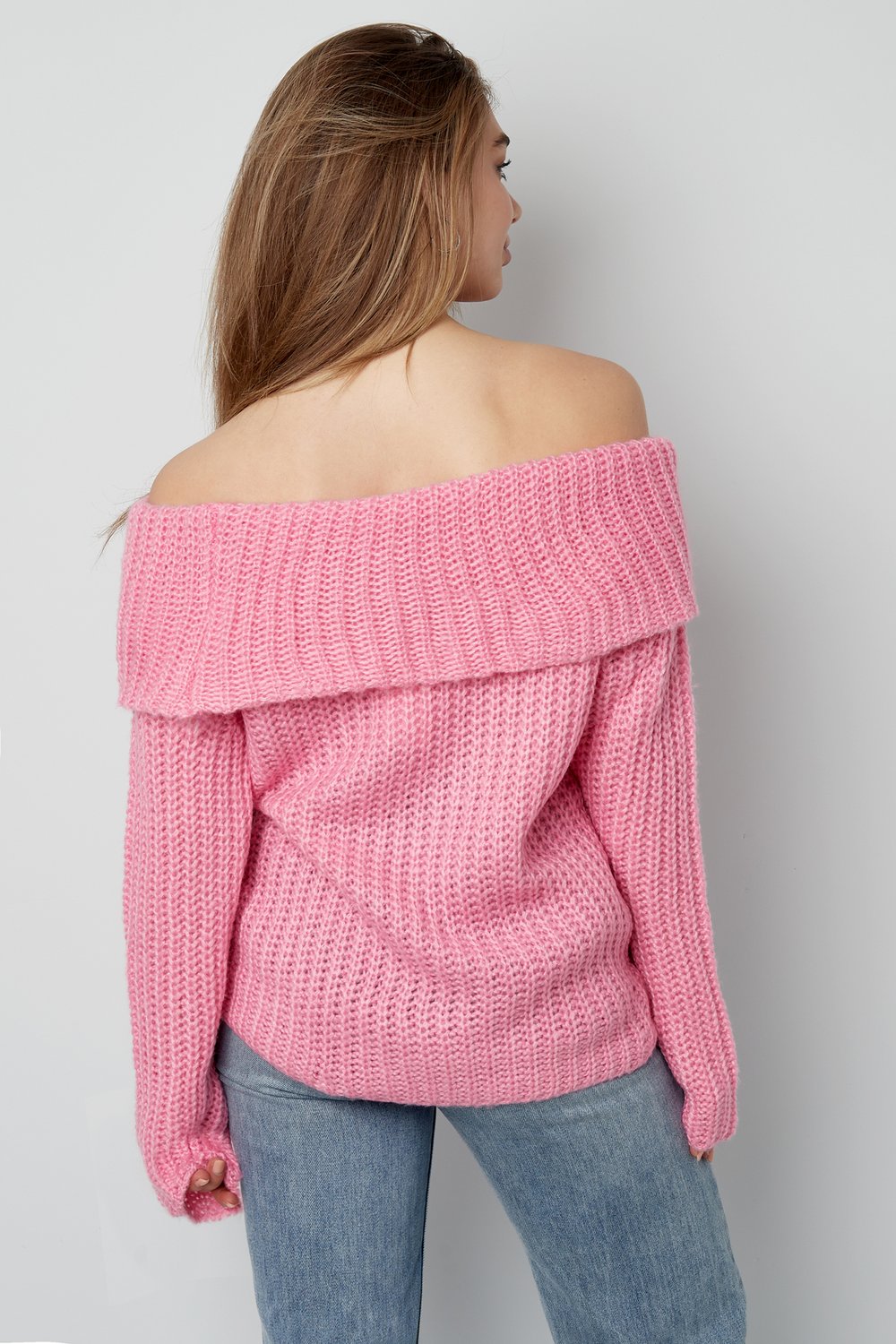 Knitted off-the-shoulder sweater h5Picture13